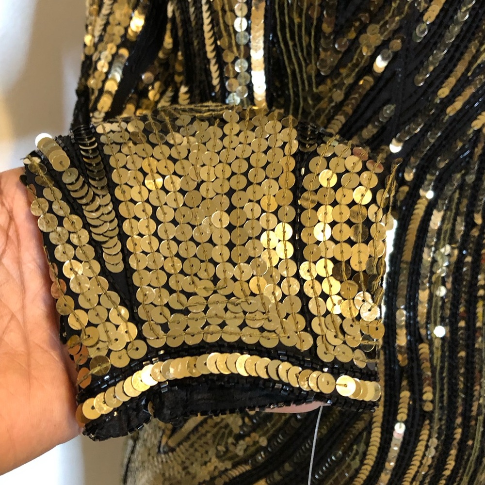 Judith Ann Creation Black & Gold Fully Sequin Long Sleeved Gown. Med - Picture 12 of 13
